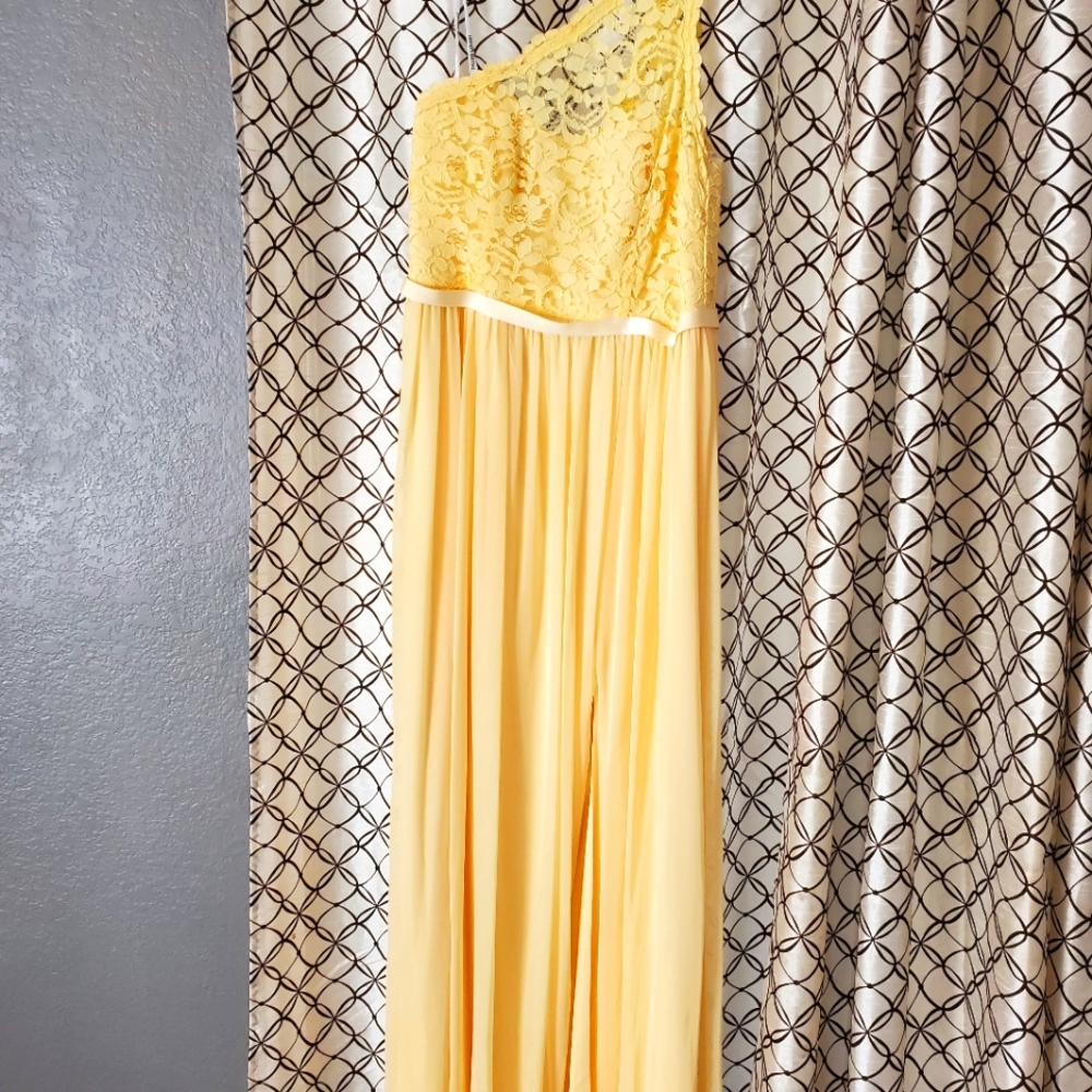 David's Bridal Yellow Bridesmaid Dress Size 12